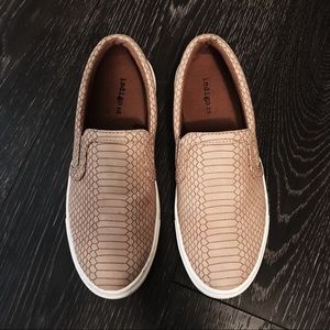 Indigo Rd. slip-ons